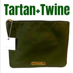 🌲Tartan+Twine XL Cosmetic bag🌲